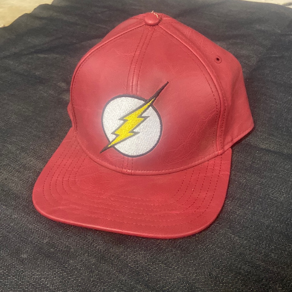 Leather ‘Flash’ Snapback